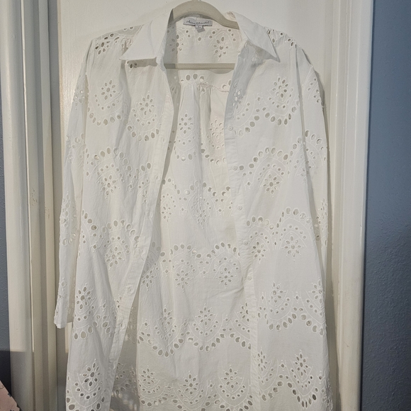 White Eyelet Button-Up Shirt - Picture 1 of 4